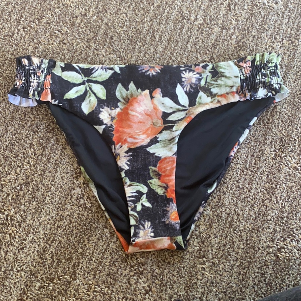 Bikini bottoms